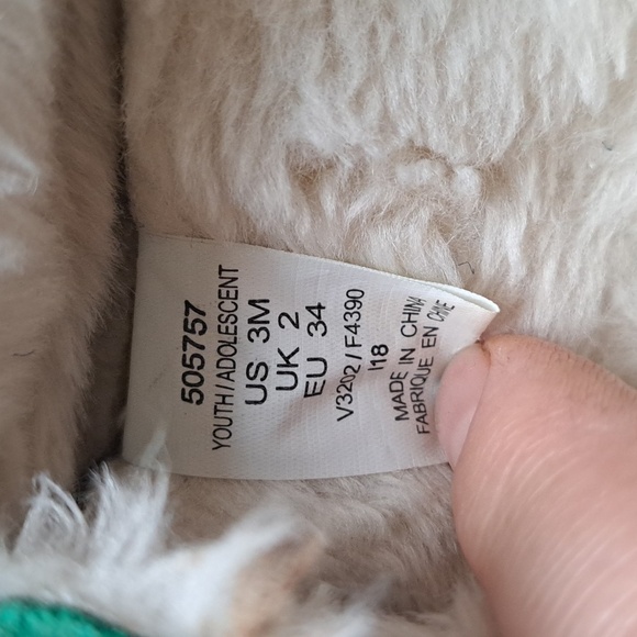 Lands' End Kids' Fuzzy Lined Suede Leather Moccasin Slippers Robot Design - Picture 6 of 10